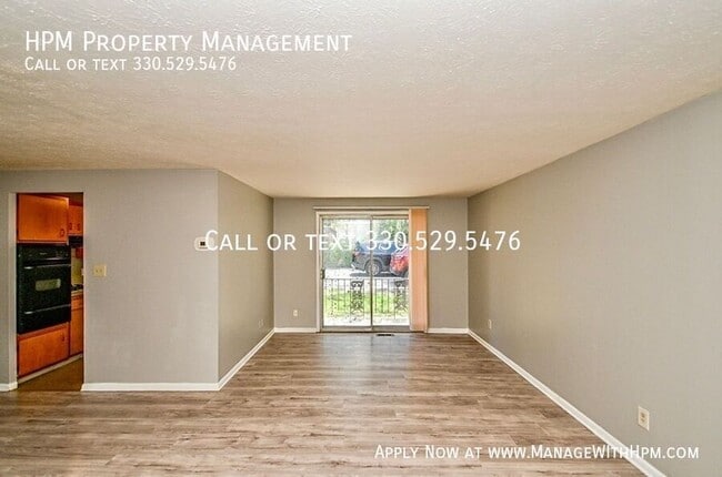 Photo - 842 S Green Rd Unit 6