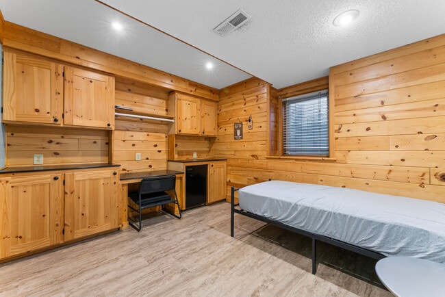 Photo - 17477 Hyacinth Ct