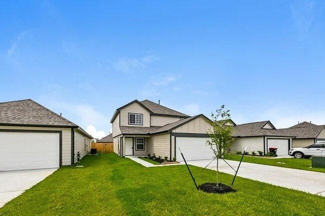 Building Photo - 2417 Flathead Dr