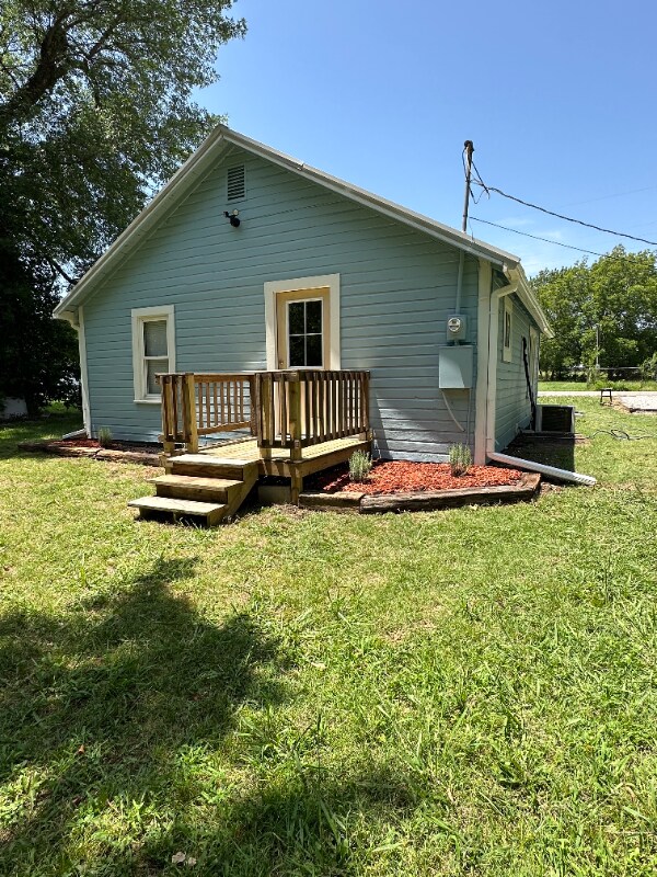 Photo - 442 N 1st St