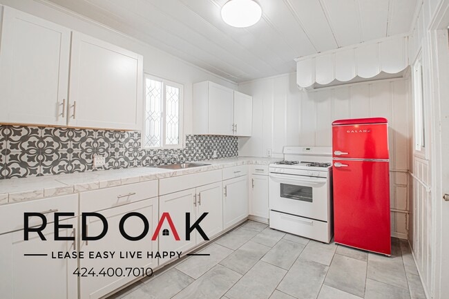 Photo - 417 S Coronado St Unit 417