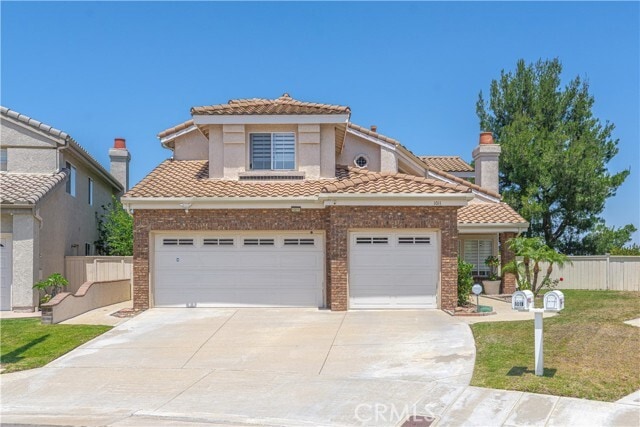 Building Photo - 1011 S Mountcrest Ct