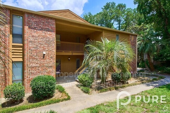 Building Photo - 207 Weddell St Rental