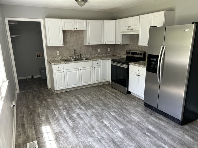 Photo - 350 Tucson Dr