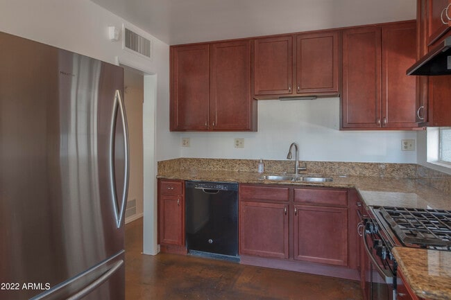 Photo - 4456 E Campbell Ave