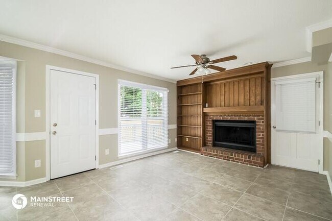 Photo - 3008 W Folkestone Pl, Raleigh, NC 27604
