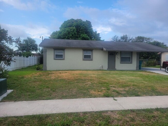 Photo - 160 NE 19th Ave Casa