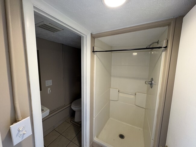 580 N Newton St Unit 1