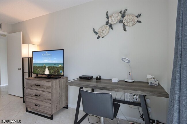 Photo - 25740 Hickory Blvd Unit 450
