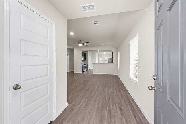 Photo - 14107 Balcones Fault Ct