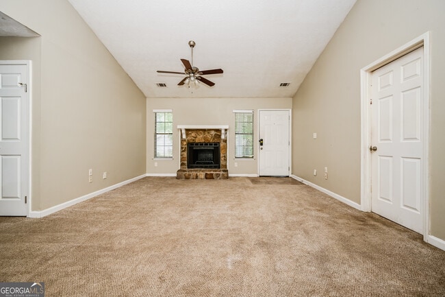 Photo - 148 Adrian Dr