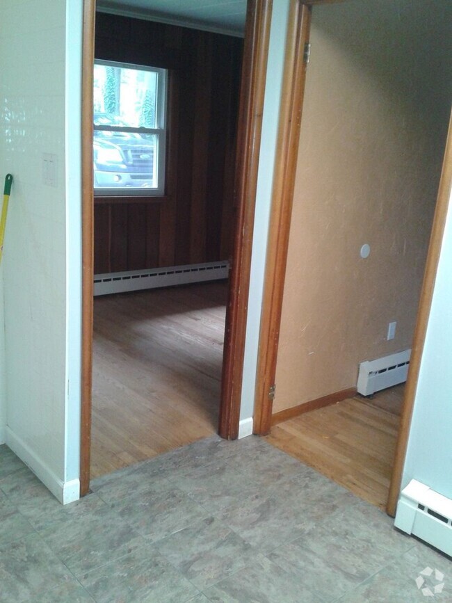 Building Photo - Hillcrest Avenue-518-520 Unit 518 Rental