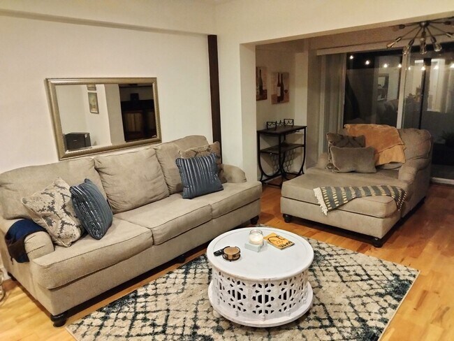 Photo - 2078 Sunset Point Rd