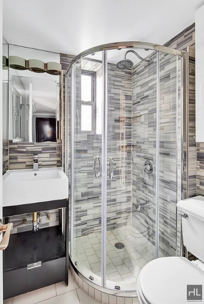 Photo - MULBERRY ST. Unidad 4F