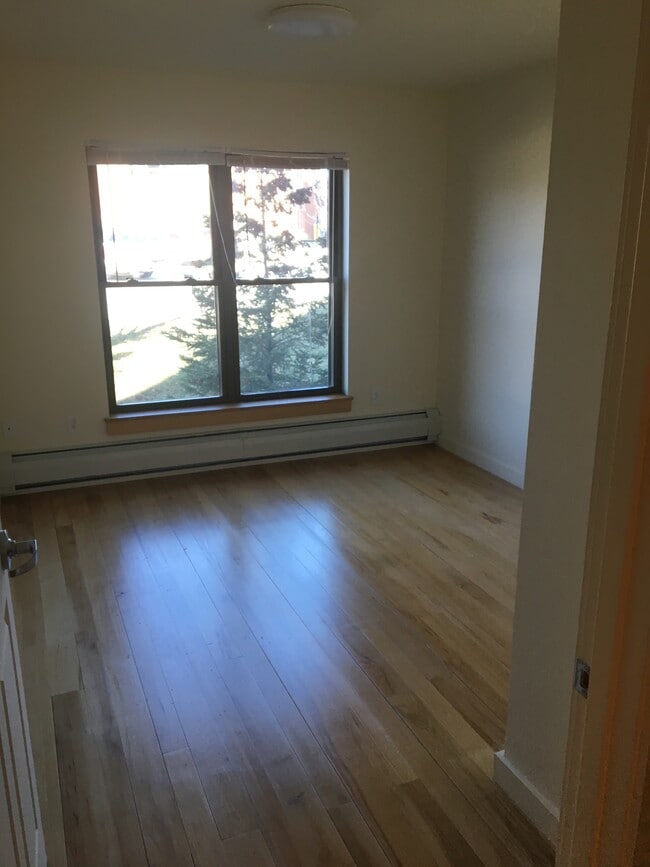 Photo - 30 S Village Green Unit 305