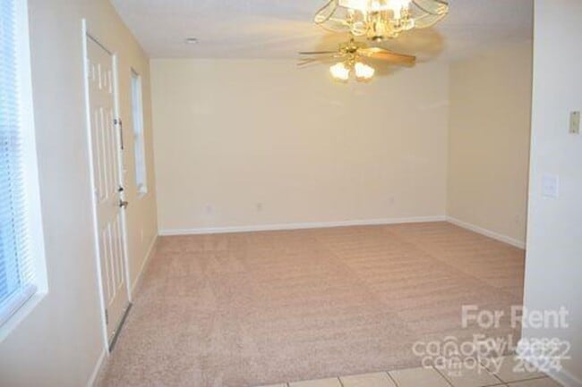 Photo - 1726 18th Ave NE