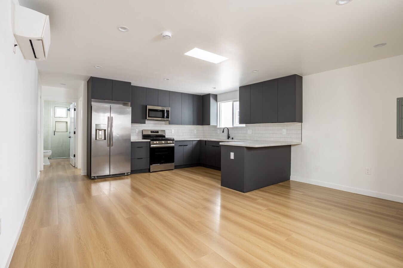 Photo - La Jolla Avenue Apartments
