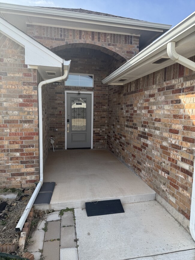 Photo - 9009 Yassir Blvd