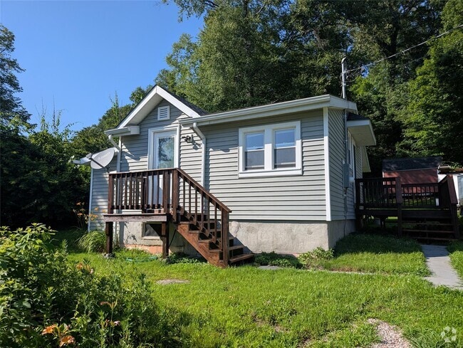 Building Photo - 51 Empire Dr Rental