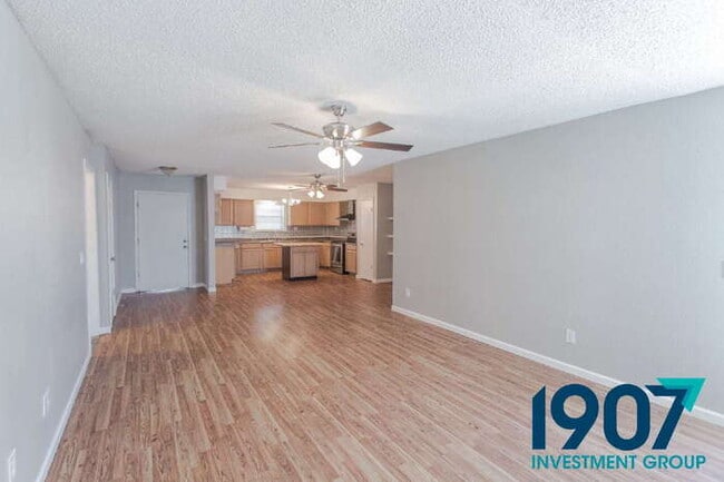 Photo - Spacious 4-Bedroom Home in Moore – Stylish Updates & Great Layout!
