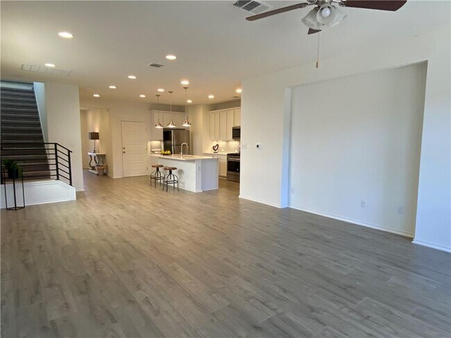 Photo - 9106 Moonstone Dr