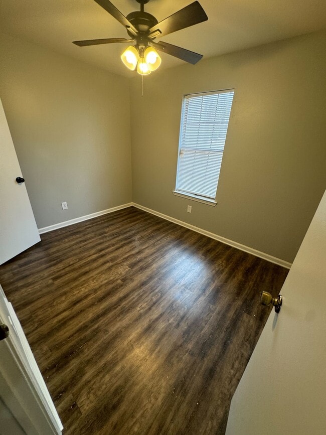 Photo - 107 Tanya Dr