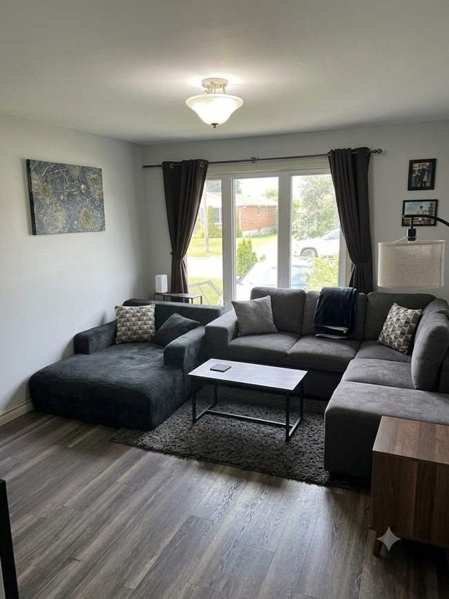 Photo - Spacious 3 Bed / 1 Bath Home in Sault Ste. Marie, ON – $2,500/month + Utilities. September 1st Oc...