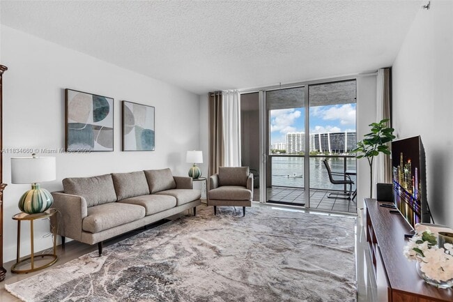 Building Photo - 18100 N Bay Rd Unit 709 Rental