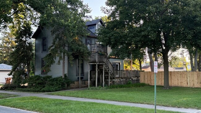 Photo - 18321 Morris Ave Unit 100