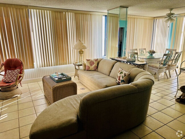Building Photo - 7205 Thomas Dr Unit ID1056208P Rental