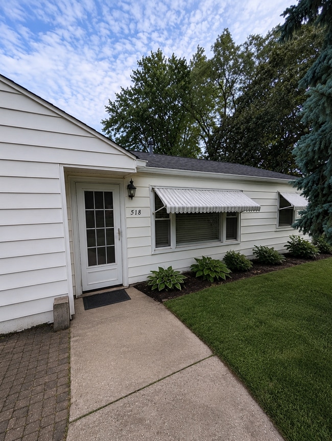 Photo - Spacious Ranch Style Home With Attached Garage in Silvis!