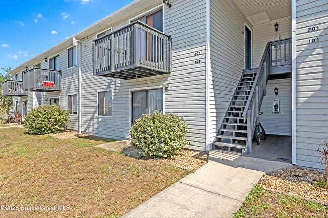 Building Photo - 441 Mercury Ave SE Unit 104 Rental