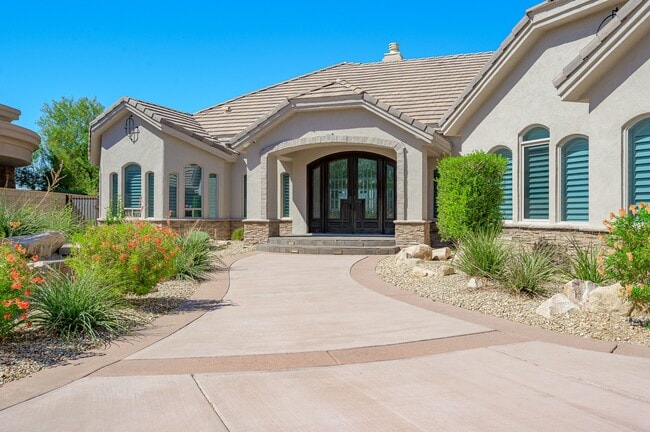 Photo - 1362 Pioneer Trail