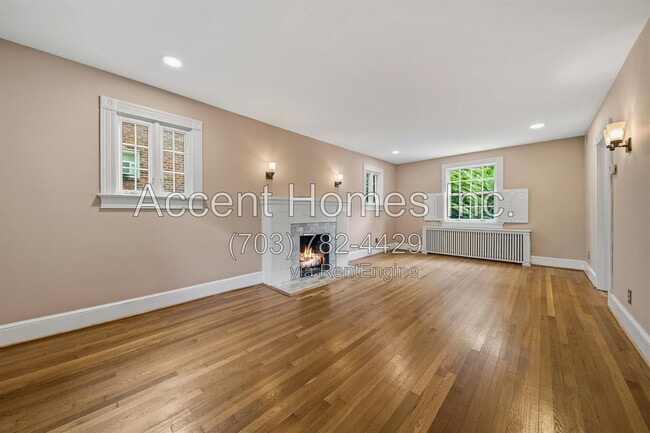 Photo - 4723 16th St N