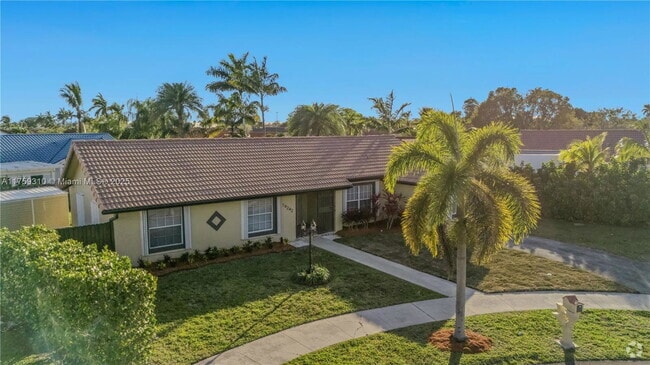 Building Photo - 14242 SW 46th Terrace Rental