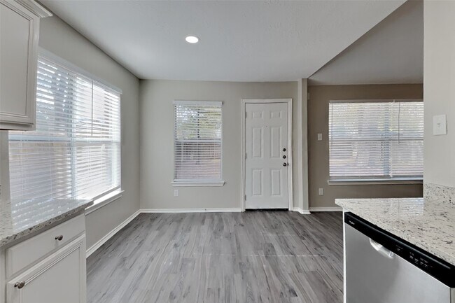 Photo - 20143 Glen Burn Ct