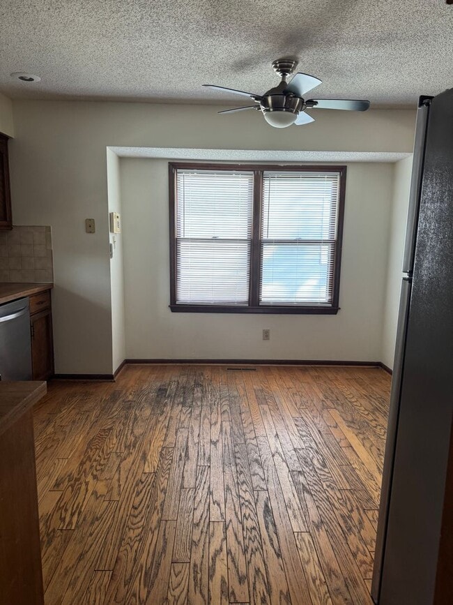 4008 SW 10th St Terrace