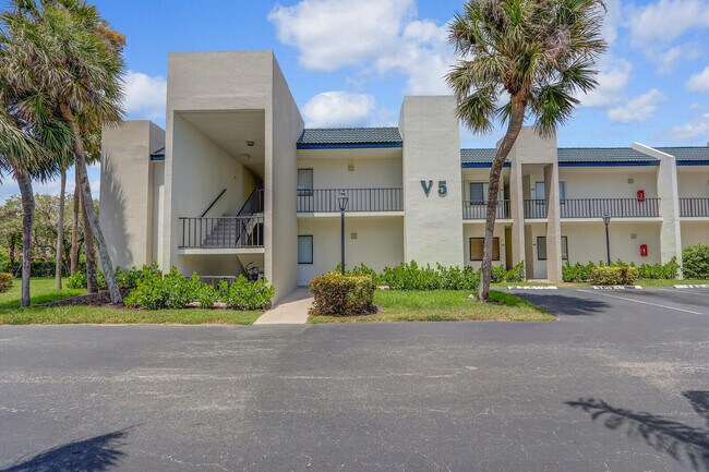 Building Photo - 1605 S US Hwy 1 Unit 106v5 Rental