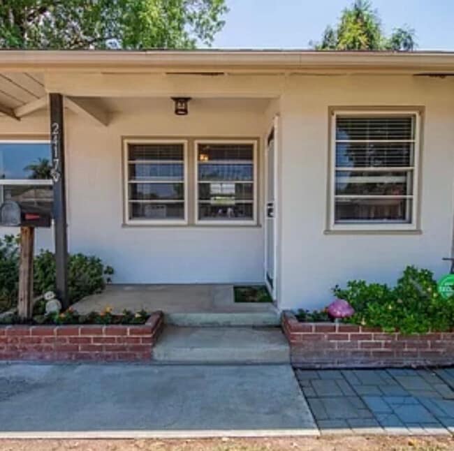 Photo - 2417 W College Ct