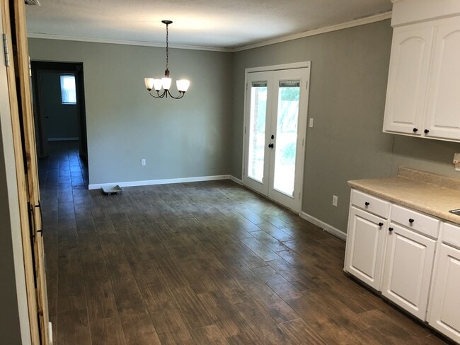 157 Mackey Dr