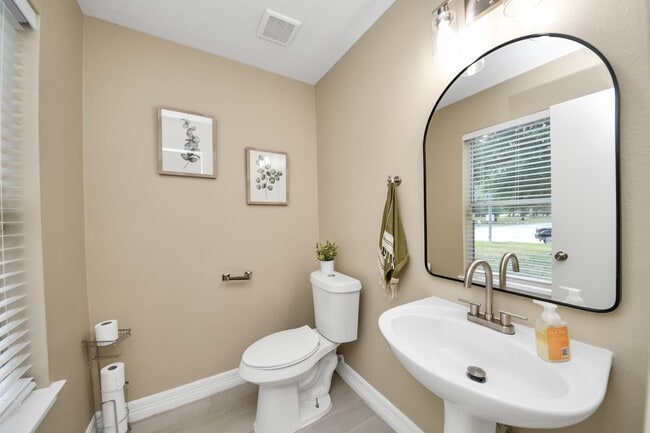 Photo - 19903 Bettencourt Ln