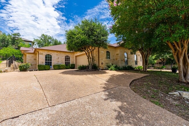 1305 Delsie Dr