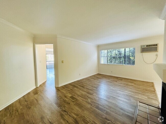 Building Photo - ing423 Unit 101 Rental