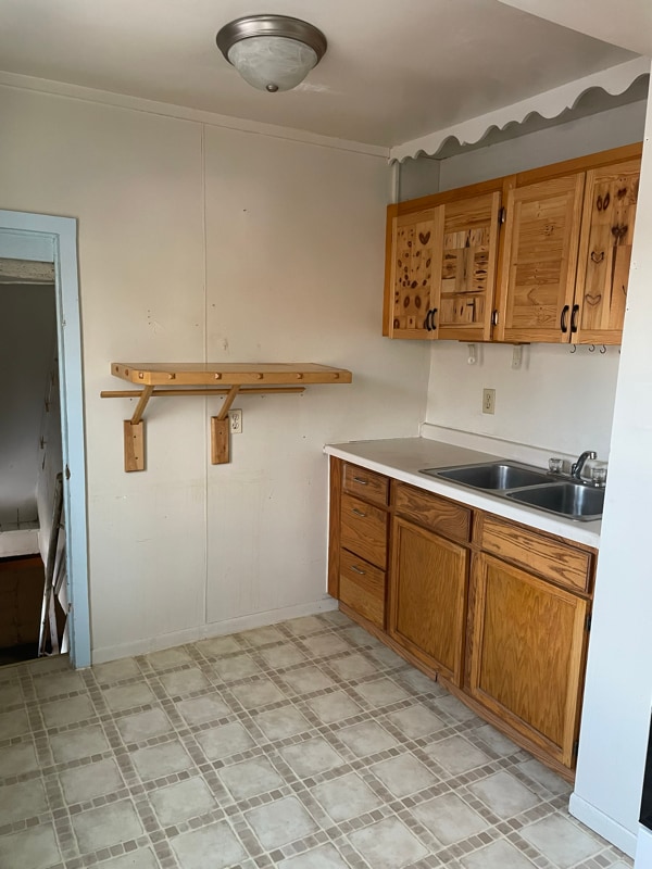 Photo - 526 1/2 E 7th St