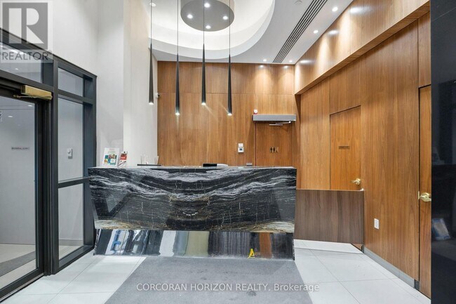 Photo - 99 John St Unité 210