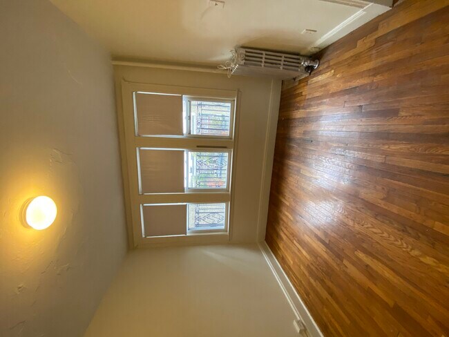 Photo - 1630 Commonwealth Ave Unidad 17