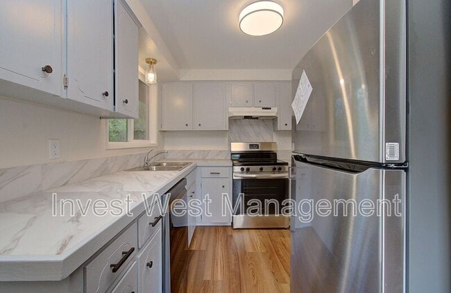 Building Photo - 2920 Harney St