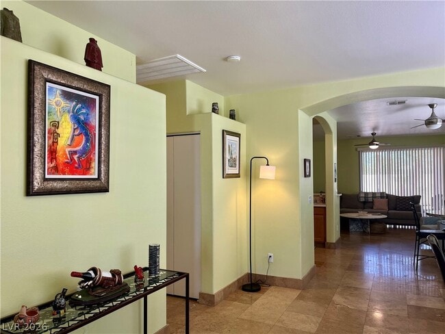 Photo - 340 Jacaranda Arbor St