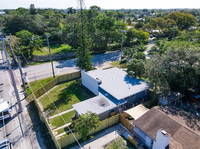 Photo - 1500 Davie Blvd