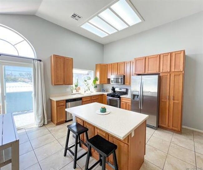 Photo - PB 3br Townhome $6000 to share Pacific Bea...